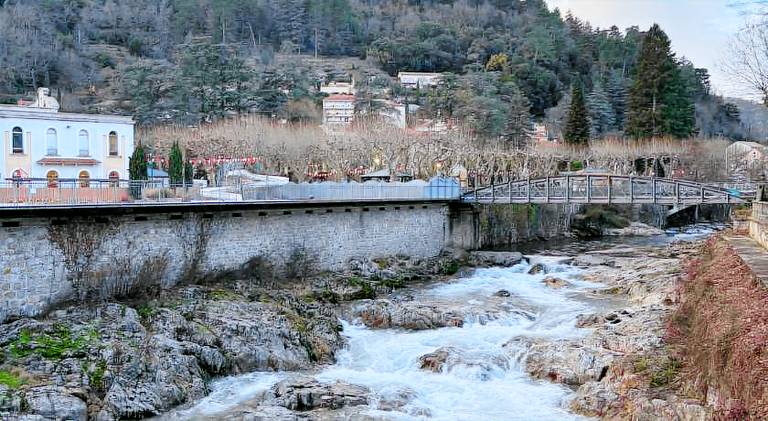 T2 proche Thermes Vals Ideal curistes et familles — photo 5