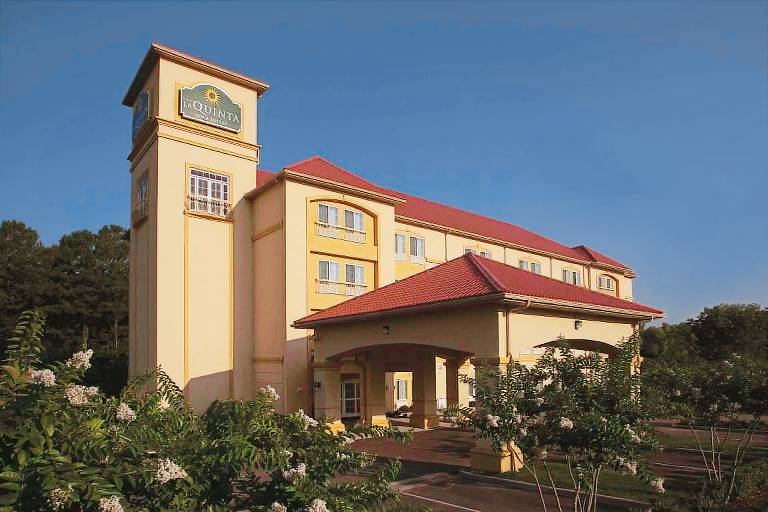 La Quinta Inn & Suites by Wyndham Norfolk in Norfolk, VA