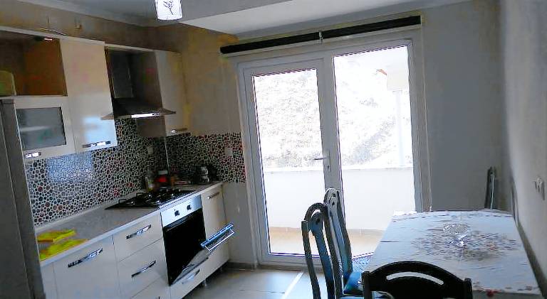 Apartment with barbeque, yard & terrace — photo 4