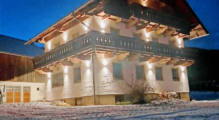 Rental apartment with yard & patio in Tamsweg
