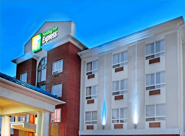 Holiday Inn Express Hotel & Suites Edson By IHG in Edson, AB
