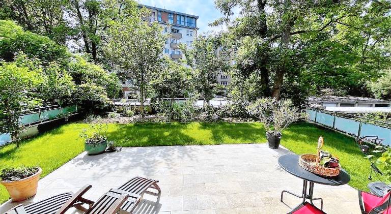 Serviced apartment with terrace & yard | Close to Imperial Castle — photo 4