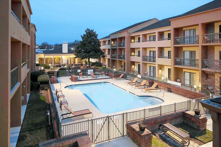 Courtyard by Marriott Greenville Haywood Mall — photo 3