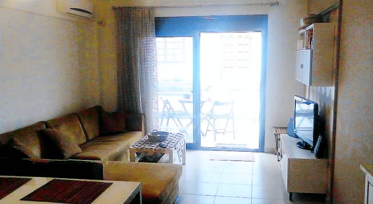 Luxury apartment by the beach — photo 5