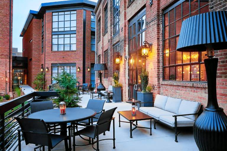 The Foundry Hotel Asheville, Curio Collection by Hilton — photo 5