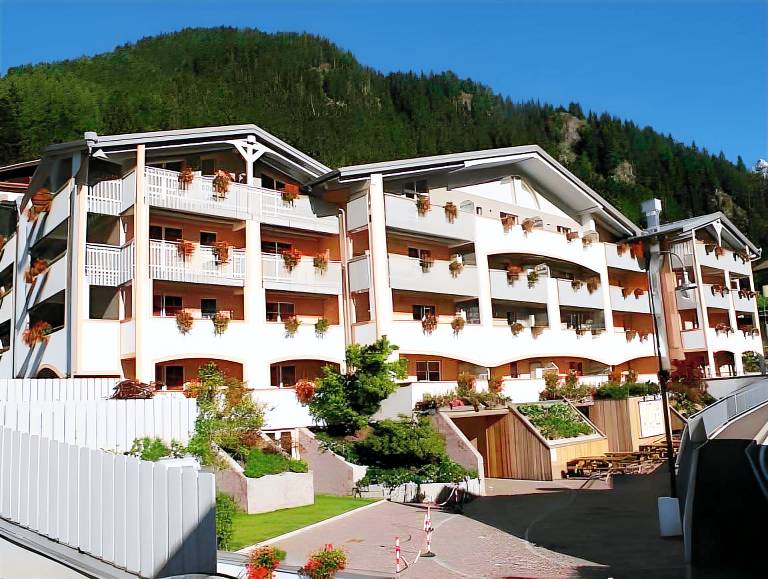 Hotel Resort Al Sole in Canazei