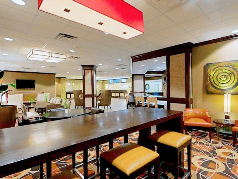 DoubleTree by Hilton Baltimore - BWI Airport — photo 3
