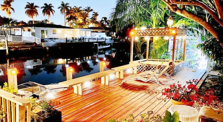 Ample vacation home with pool | Pets allowed — photo 4