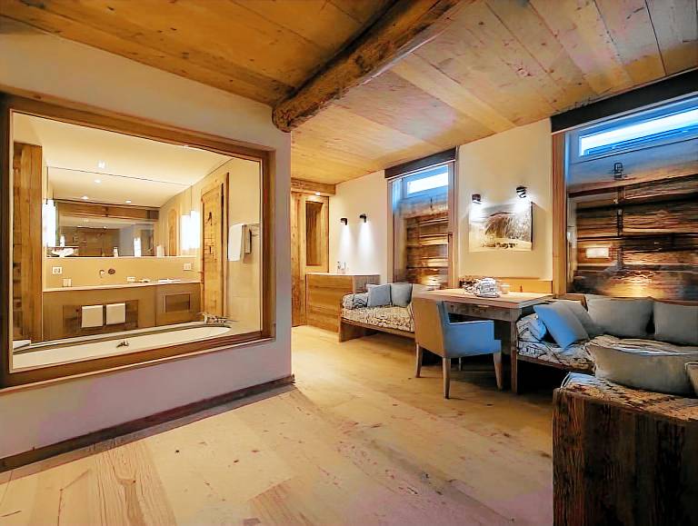 Charming chalet | Pet-friendly — photo 4