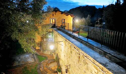 Casa Castel Madama