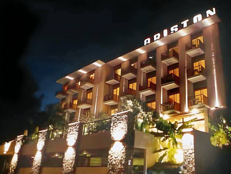 Hotel Ariston & Apartments in Celle Ligure