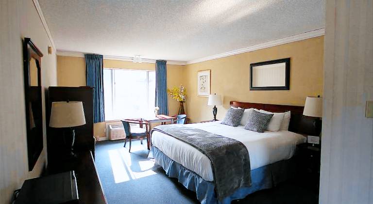 The Occidental Lodge — photo 2