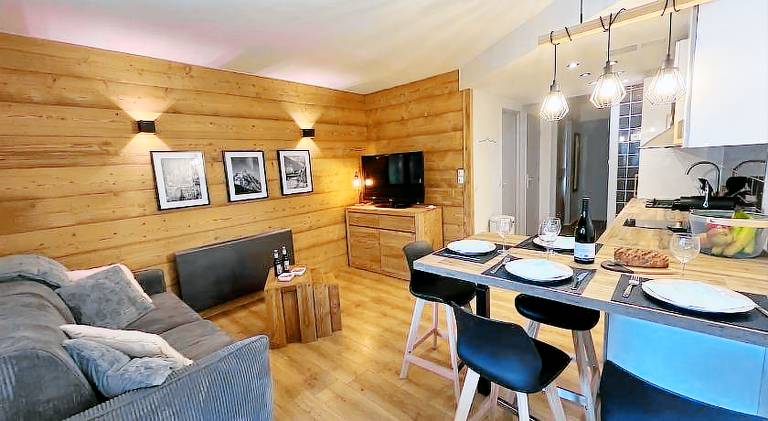 Holiday apartment with patio | Dogs allowed in Chamonix-Mont-Blanc