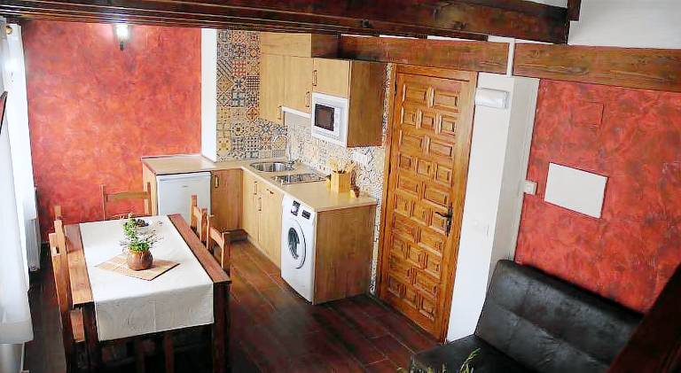 Apartment with 2 rooms for 5 persons — photo 4