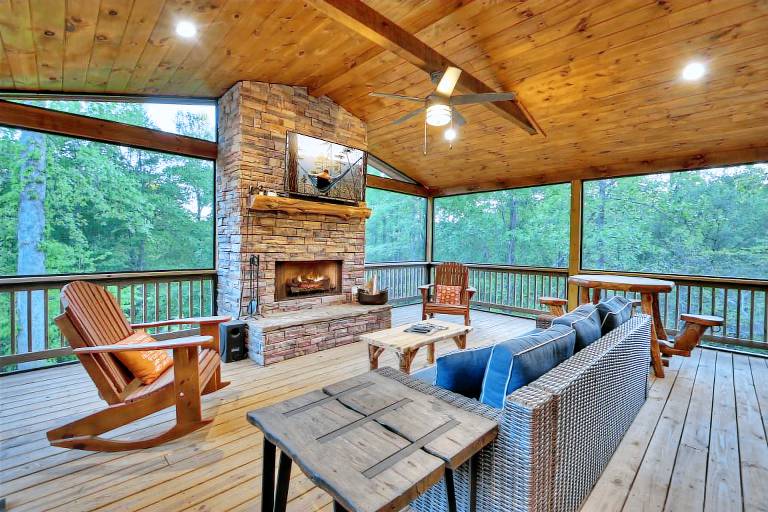 Cabin  Fannin County