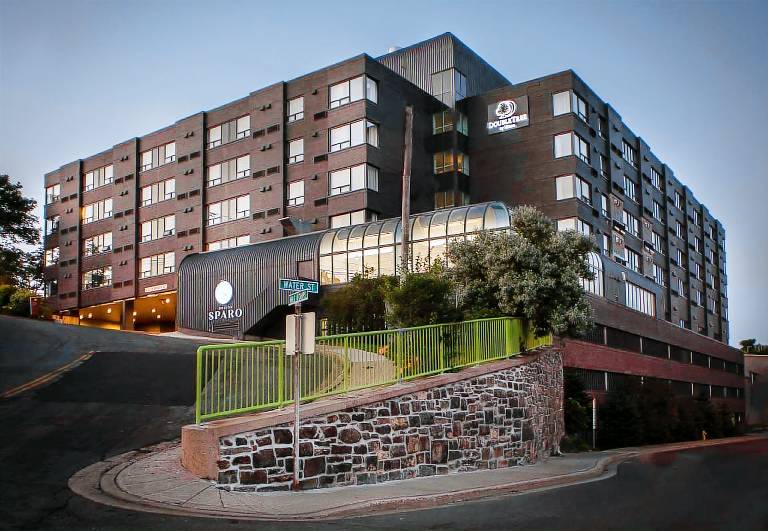 DoubleTree by Hilton St. John's Harbourview — photo 3