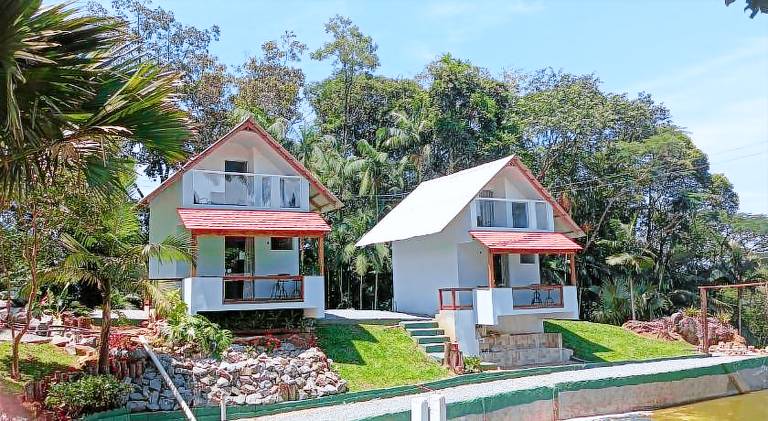 Charming chalet with pool | Pets allowed in Jaragua do Sul