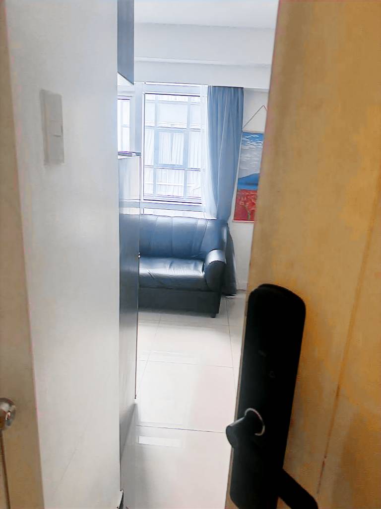 Holiday apartment with pool | City view — photo 5