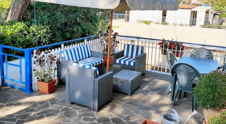 Appartamento in Villa Valentini- Fronte mare, Giardino e Parcheggio privato, WIFI, dotato di tutti i — photo 2