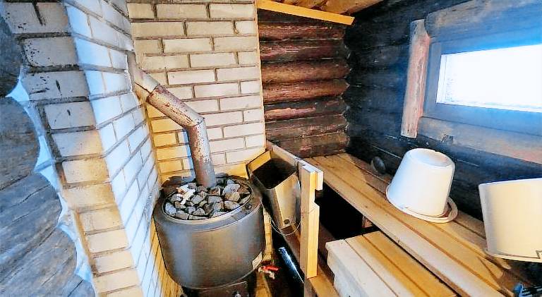 Chalet with 1 room for 4 persons — photo 4