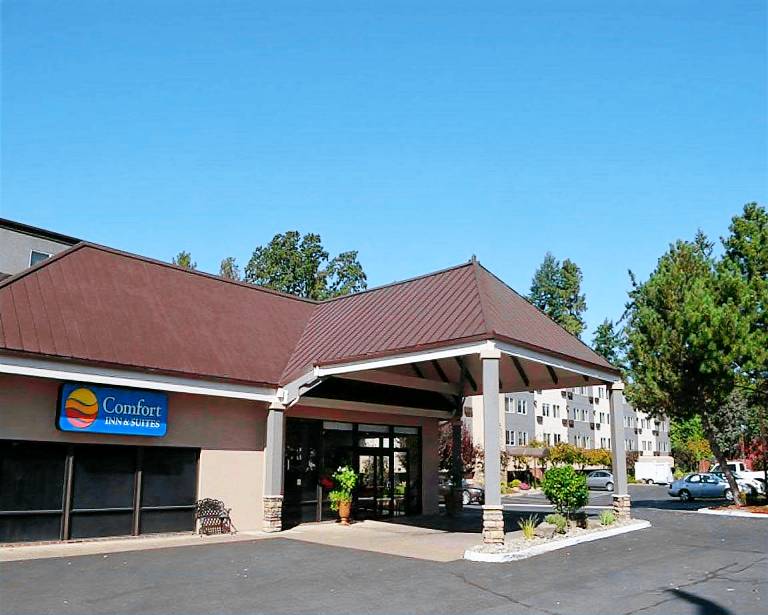 Comfort Inn & Suites Beaverton - Portland West in Beaverton, OR