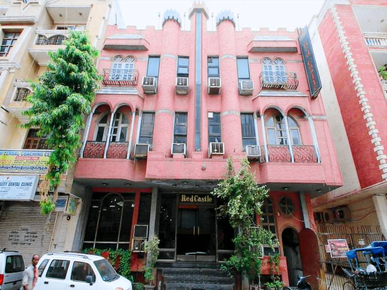 Hotel Red Castle