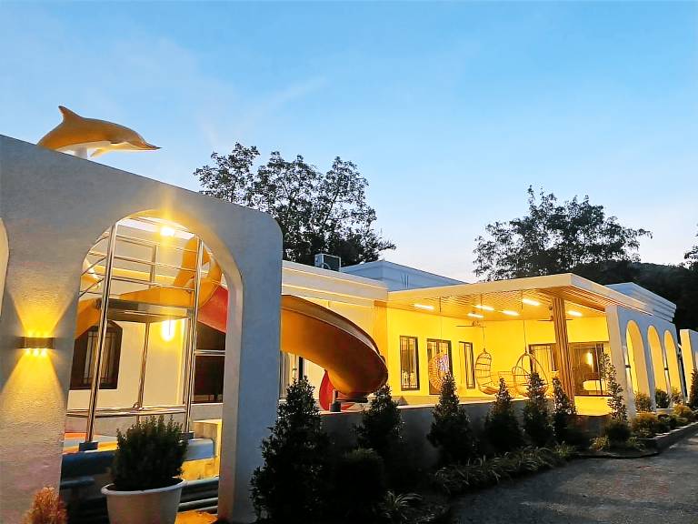 Villa with yard, pool & grill | Pet-friendly in Kanchanaburi