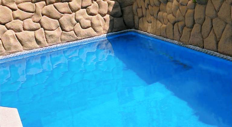 Charming rental apartment with pool | Close to the beach | Pets allowed — photo 3