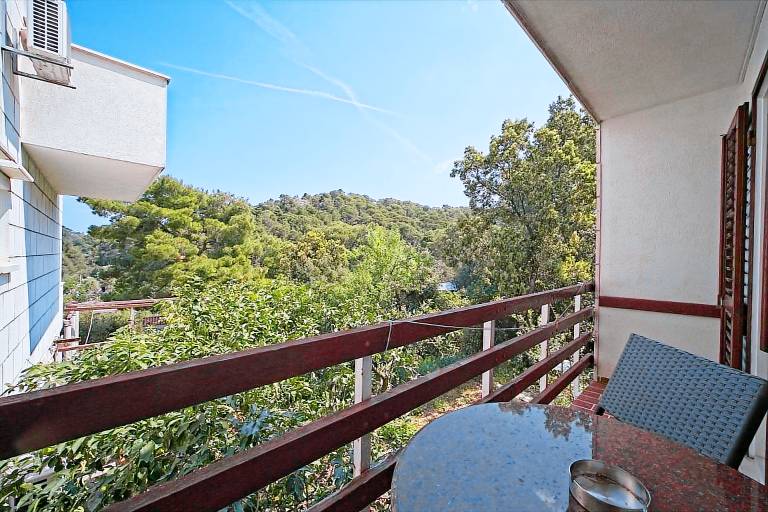 Studio with terrace | City view — photo 4