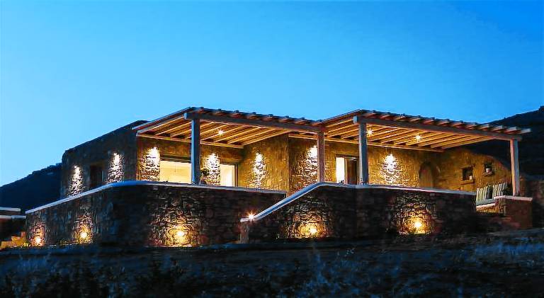 Rental apartment with yard, terrace & barbeque — photo 4