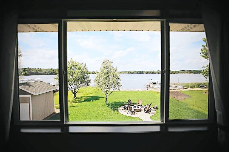 House Maple Lake
