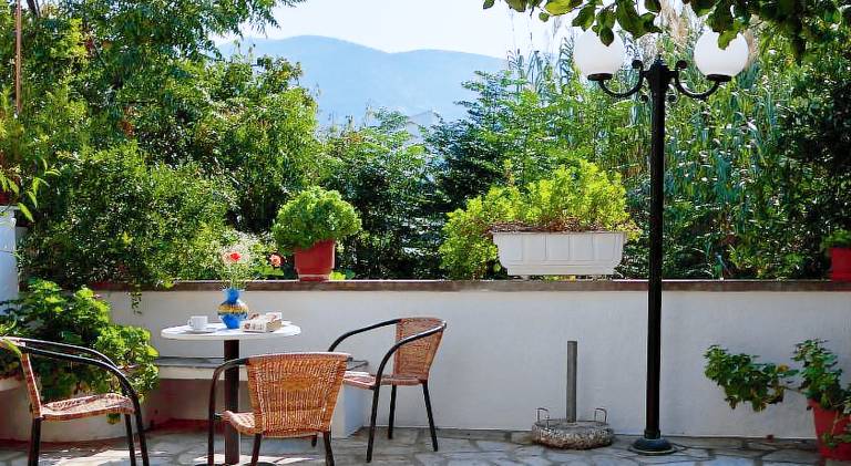 Holiday apartment with yard & terrace | Dogs allowed — photo 4