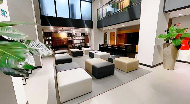 Holiday apartment with pool — photo 4