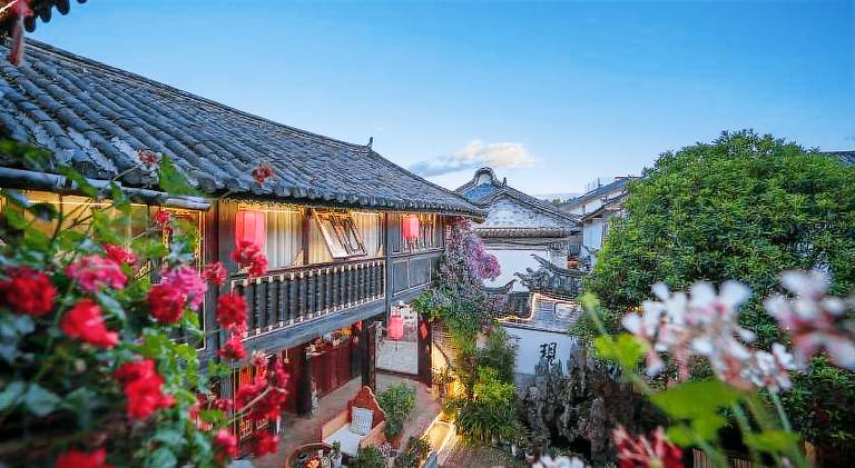 Yiyuan Snow Mountain View Naxi Style Inn — photo 5