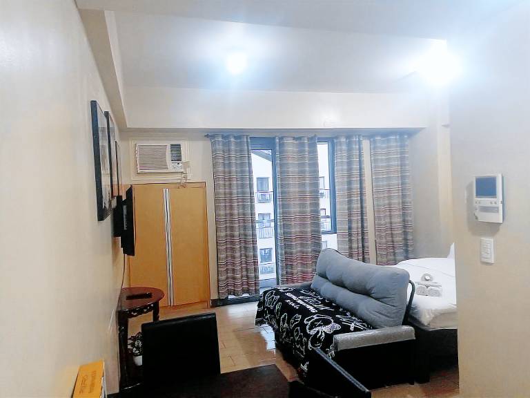 Holiday apartment with pool — photo 2