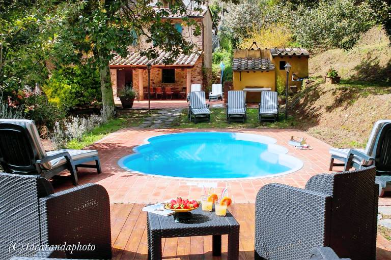 Villa La Pieve, villa with pool and A/C, in Camaiore — photo 2