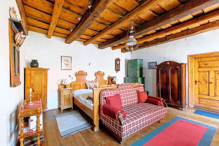 Accommodation  Micloșoara