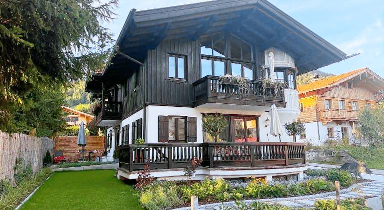 Alpenflair Apartments — photo 2