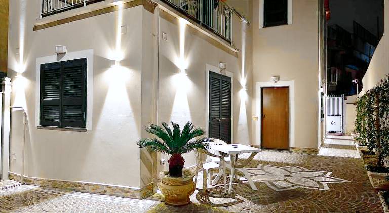 B&B Peonies in Castellammare di Stabia