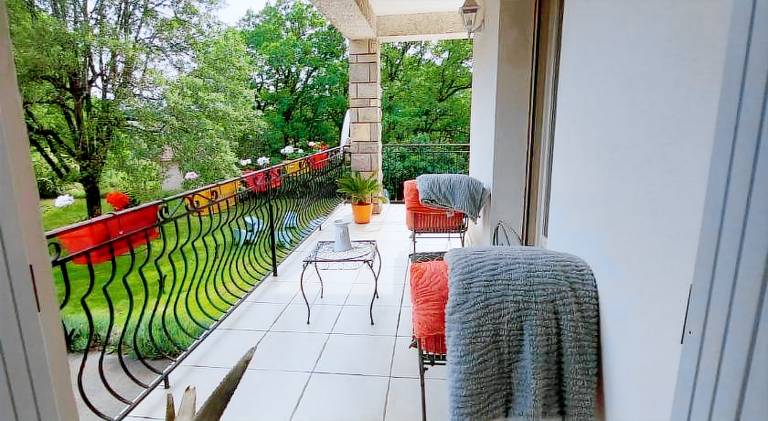 Vacation home with yard, terrace & barbeque | Dogs allowed — photo 3