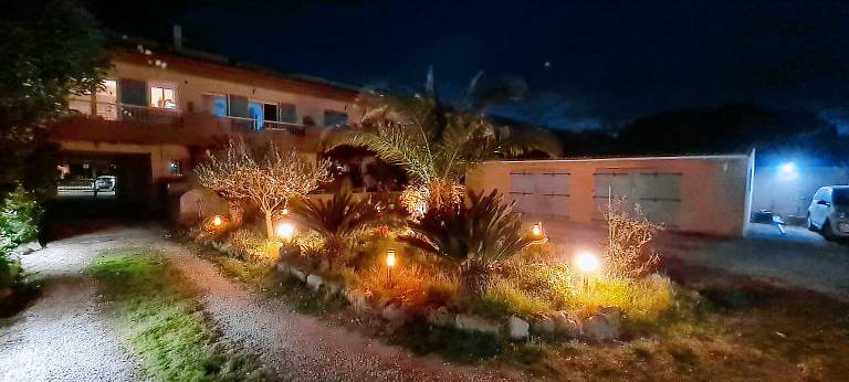 Studio with barbeque, terrace & yard | Garden view — photo 4