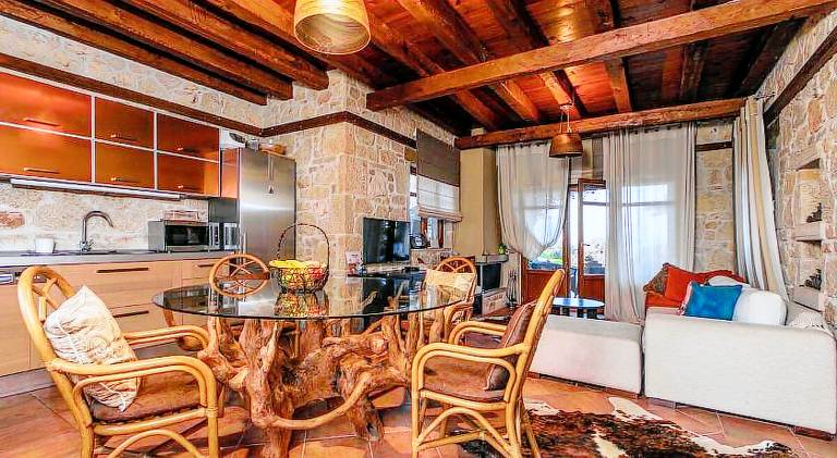 Nice villa with garden, pool & BBQ | Beach nearby | Pets allowed — photo 3