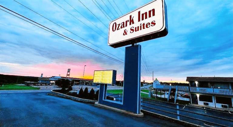 Ozark Inn and Suites in Lake Ozark, MO
