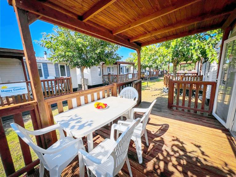 Children-friendly charming mobile home with patio, pool & jacuzzi | Dogs allowed — photo 3
