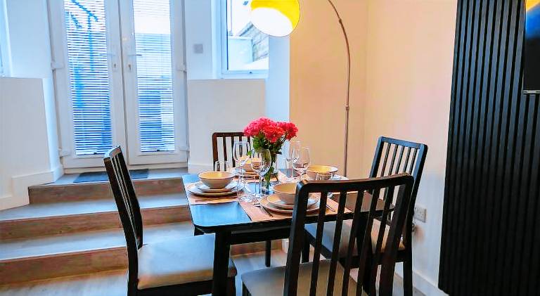 Rental apartment with yard | Pet-friendly — photo 3