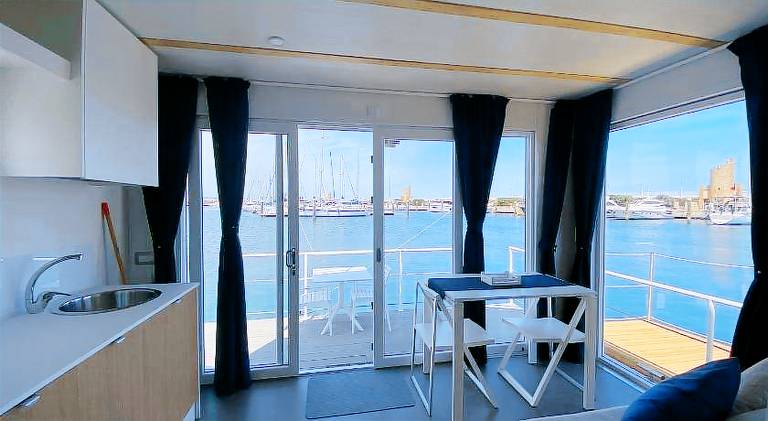 House Boat Rimini Resort — photo 5