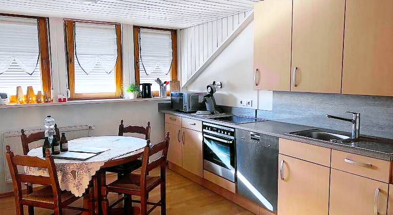 Holiday apartment with 3 rooms for 4 persons — photo 3