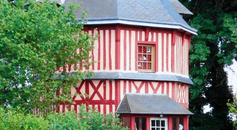 Vacation home with 3 rooms for 4 persons in Rouen