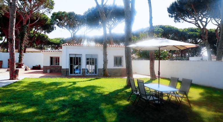 Charming house with pool | Beach nearby | Pet-friendly — photo 4