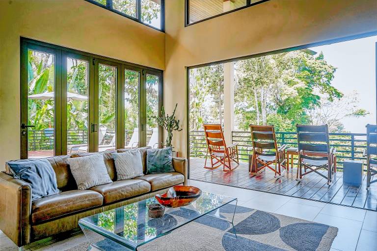 House  Uvita